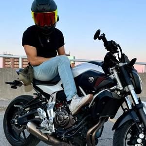 Meet your Posher, Yasser